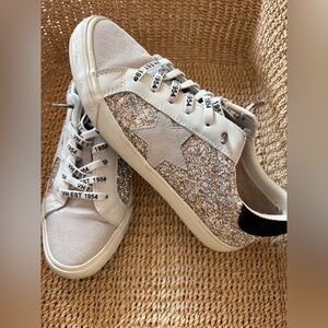 Vintage Havana Glitter Star Sneakers - Silver and White